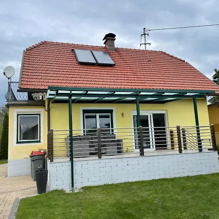 Apartment Schlossbergblick Griffen
